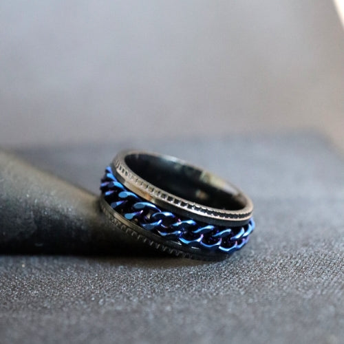 Anxiety Ring (ketting) Zwart-Blauw Sfeerbeeld